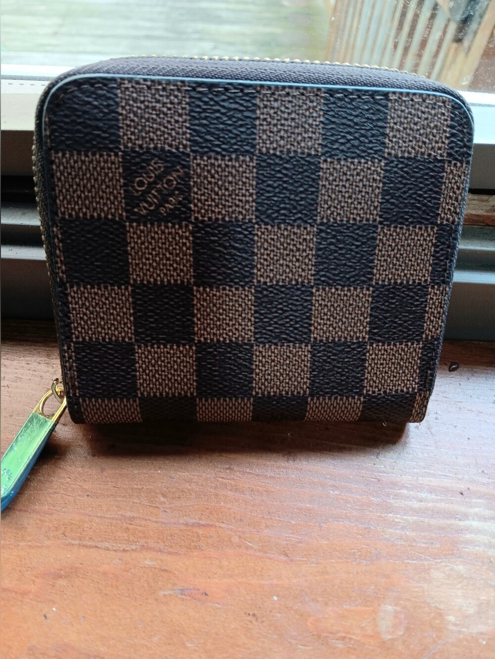 NEW SMALL ZIPPY WALLET